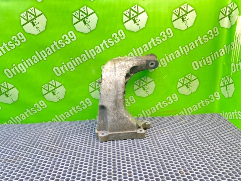 Кронштейн опоры двигателя, 1400 рублей, Калининград