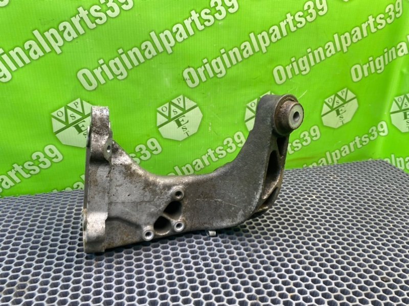 Кронштейн опоры двигателя, 1400 рублей, Калининград