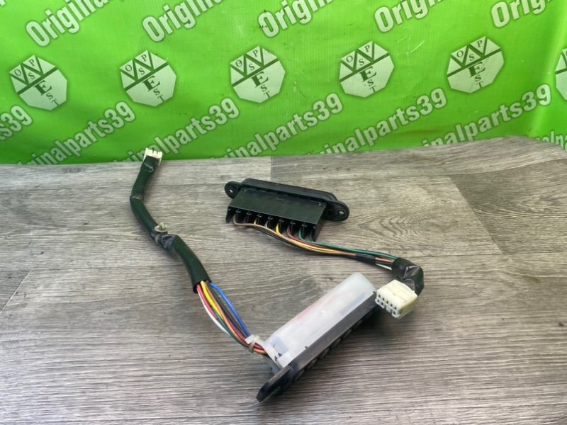 Контактная группа сдвижной двери, 2000 рублей, Калининград