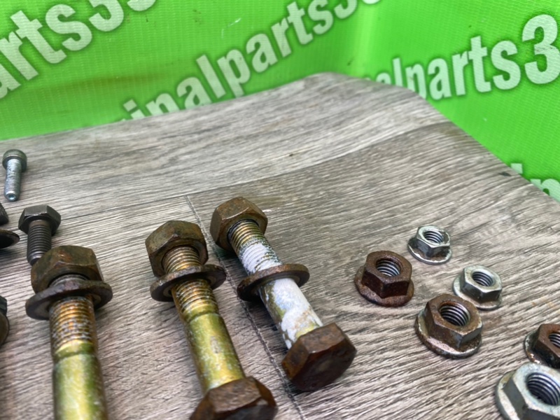 Болты подрамника, 2200 рублей, Калининград