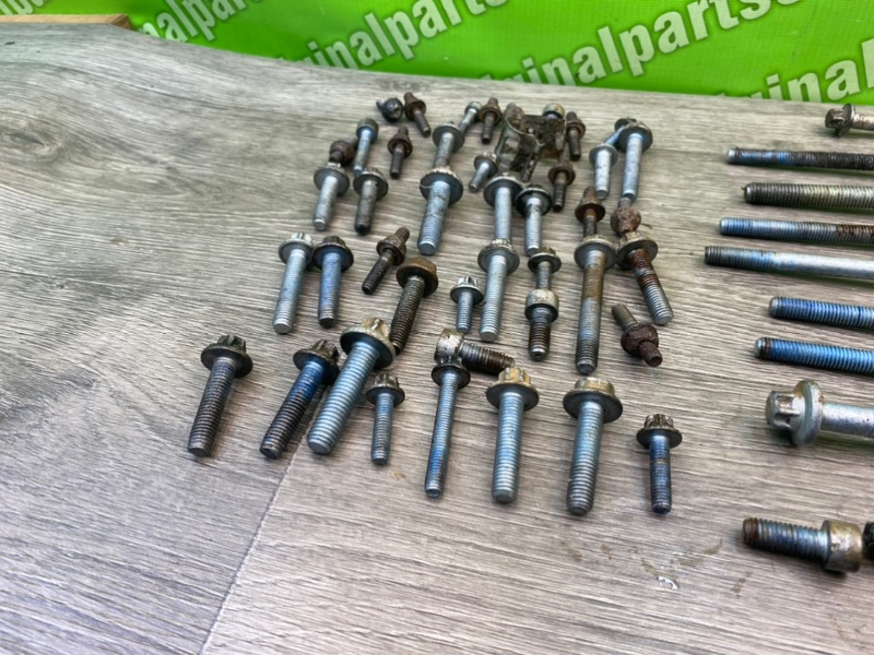 Болты двигателя, 2200 рублей, Калининград