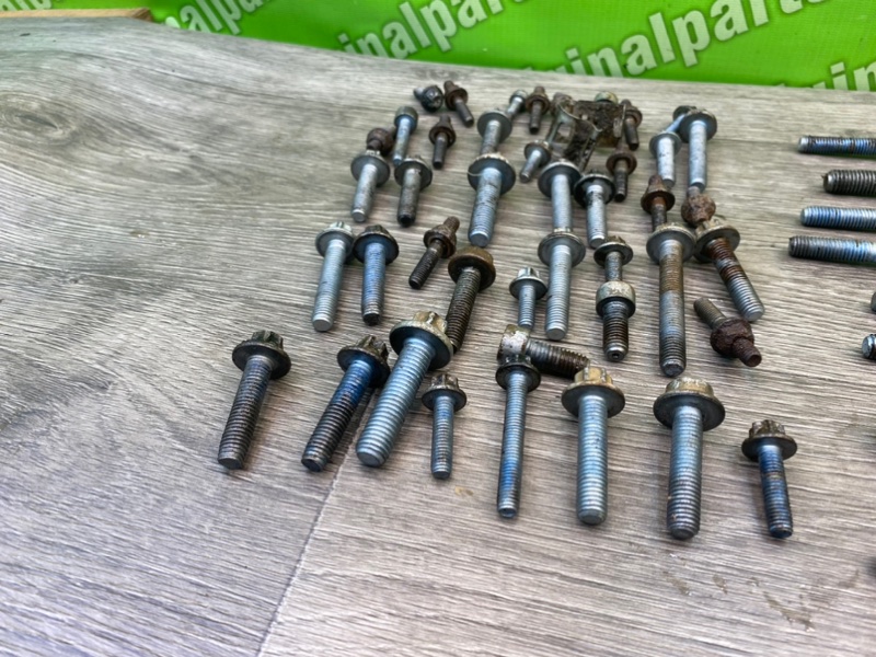 Болты двигателя, 2200 рублей, Калининград