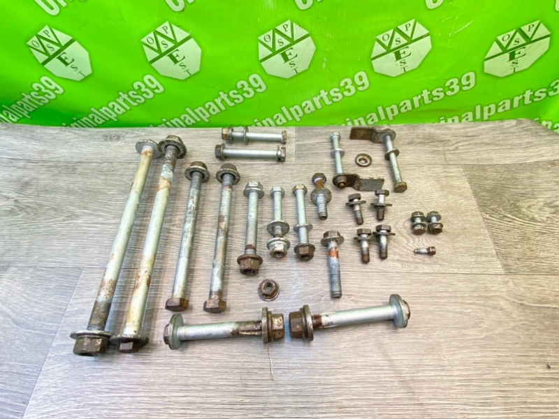 Болты подрамника, 1700 рублей, Калининград