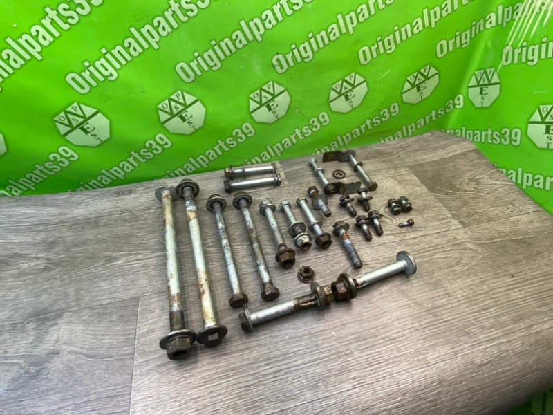 Болты подрамника, 1700 рублей, Калининград