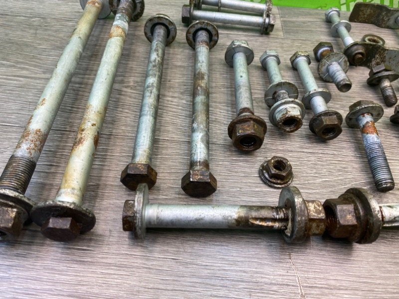 Болты подрамника, 1700 рублей, Калининград