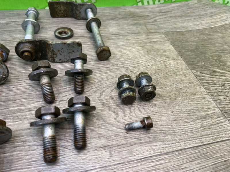 Болты подрамника, 1700 рублей, Калининград