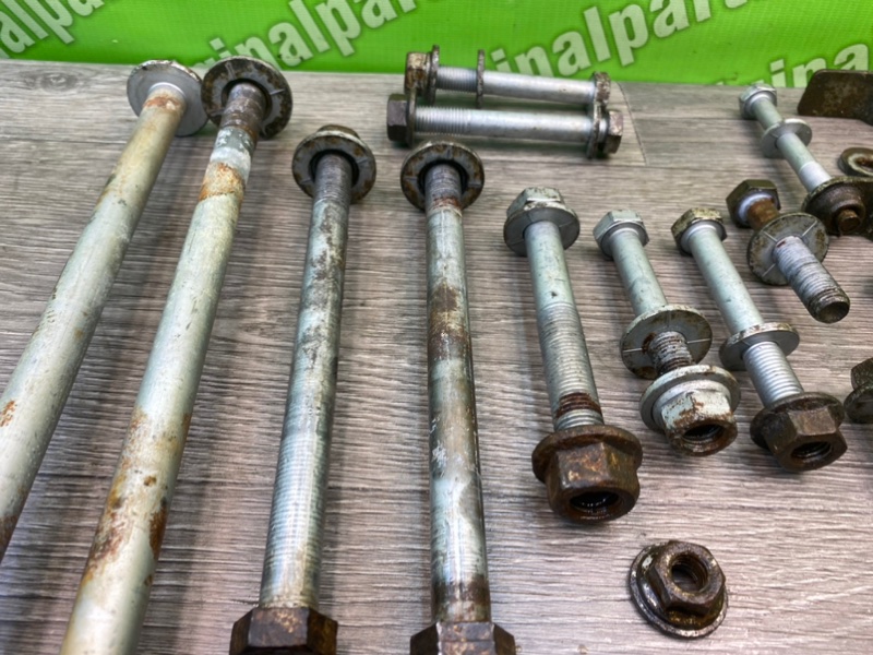 Болты подрамника, 1700 рублей, Калининград