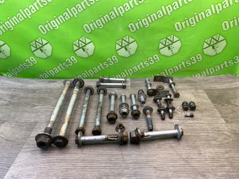 Болты подрамника, 1700 рублей, Калининград