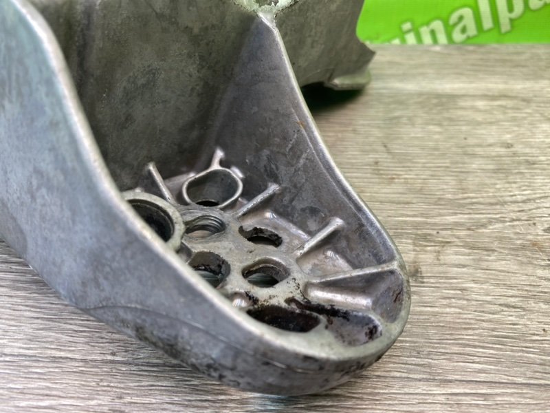 Кронштейн двигателя, 1000 рублей, Калининград