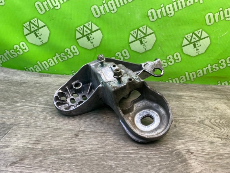 Кронштейн двигателя, 1000 рублей, Калининград