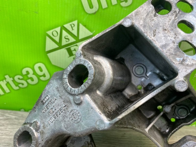 Кронштейн двигателя, 1000 рублей, Калининград