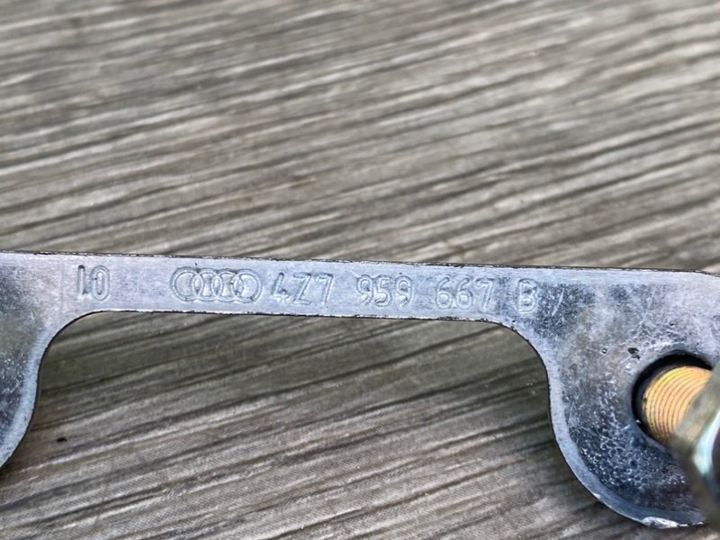 Кронштейн, 900 рублей, Калининград