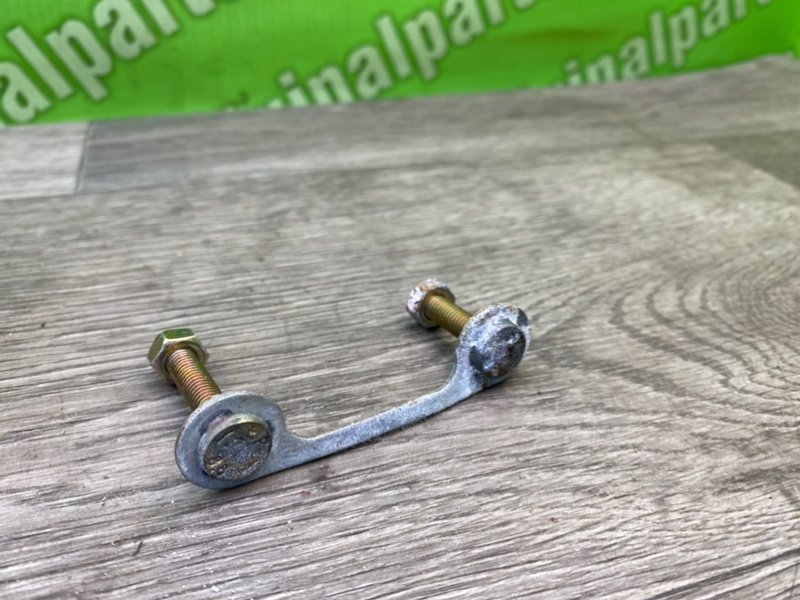 Кронштейн, 900 рублей, Калининград