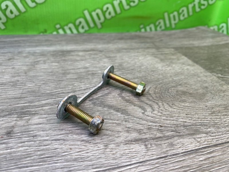 Кронштейн, 900 рублей, Калининград