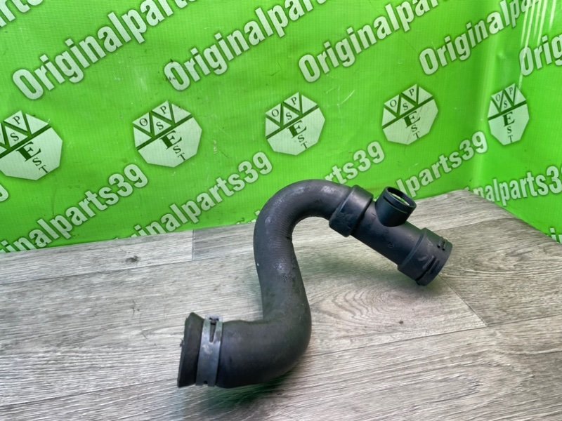 Патрубок системы охлаждения, 1800 рублей, Калининград