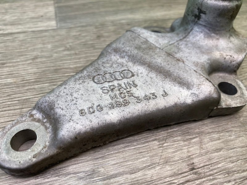 Кронштейн двигателя, 1600 рублей, Калининград