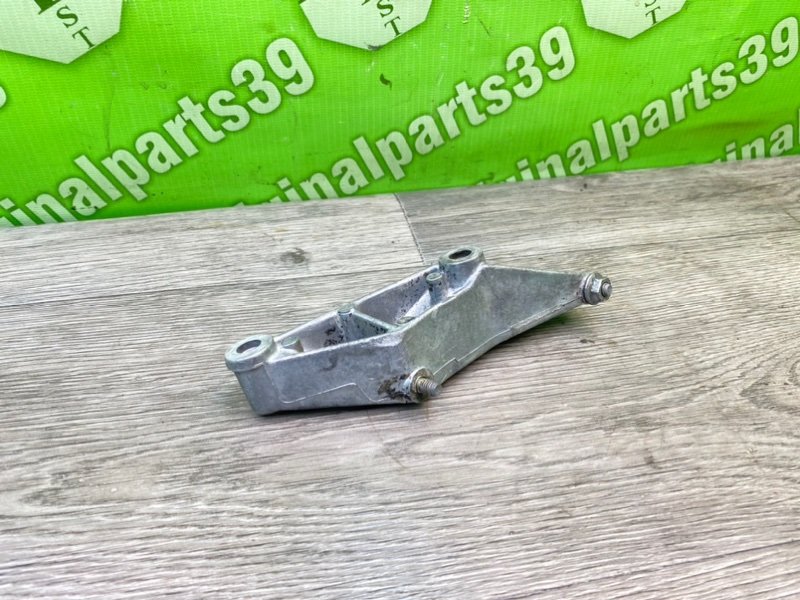 Кронштейн двигателя, 2100 рублей, Калининград