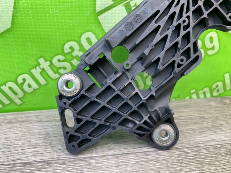 Кронштейн, 500 рублей, Калининград