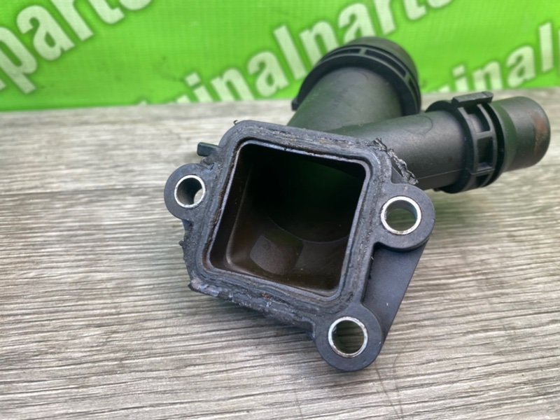 Фланец системы охлаждения, 1000 рублей, Калининград