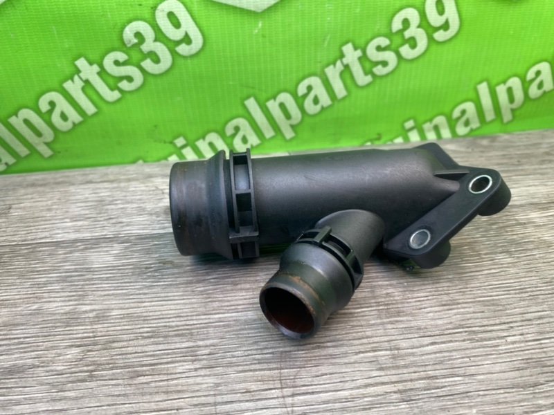 Фланец системы охлаждения, 1000 рублей, Калининград