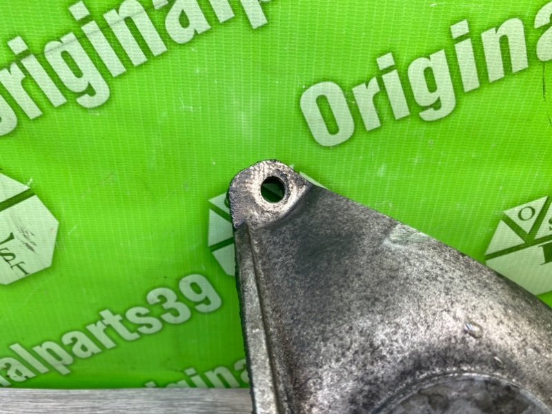 Кронштейн двигателя, 1000 рублей, Калининград