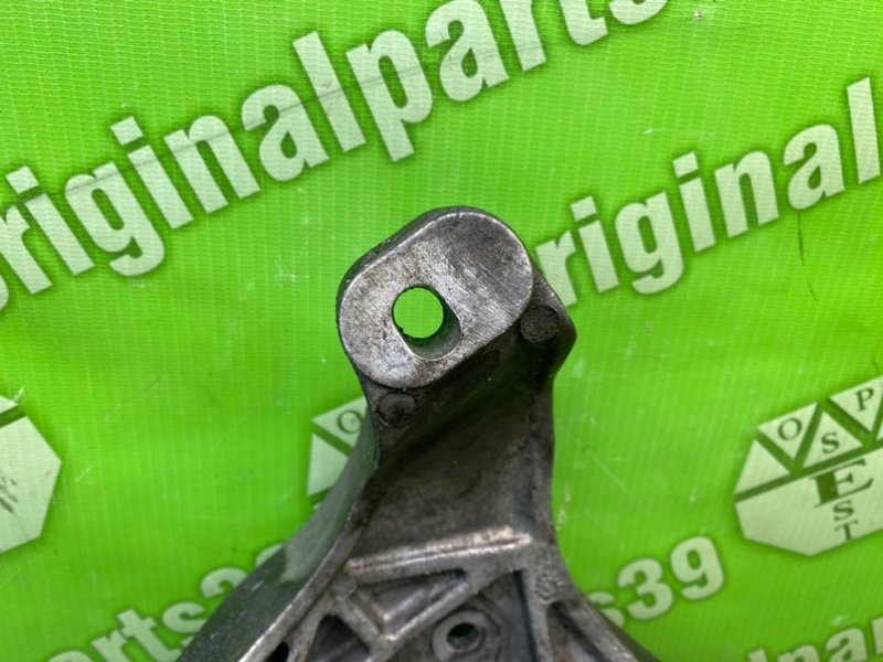 Кронштейн двигателя, 1000 рублей, Калининград