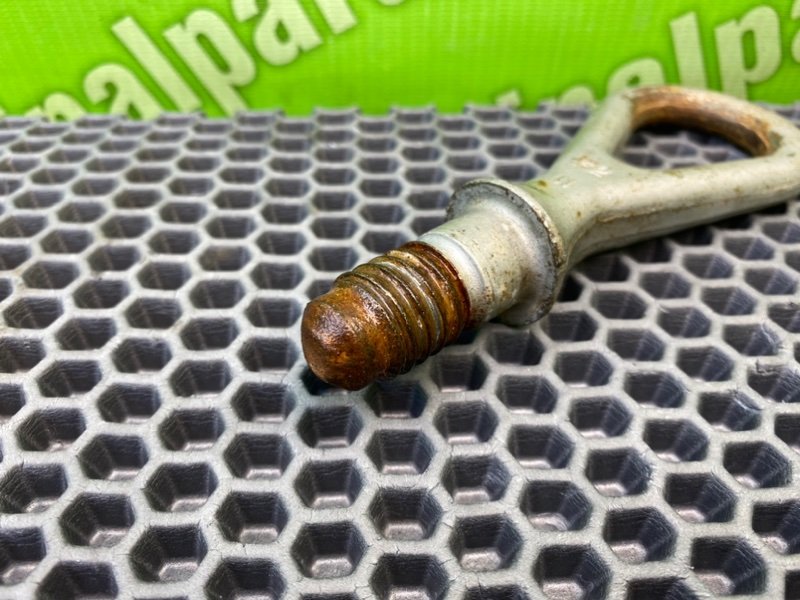 Крюк буксировочный, 1000 рублей, Калининград