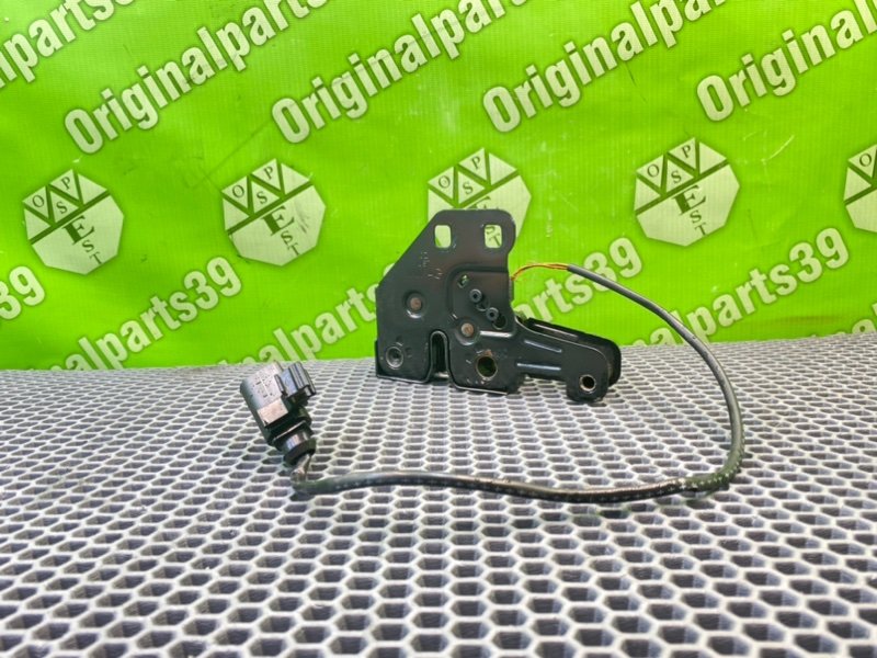 Замок капота, 1400 рублей, Калининград