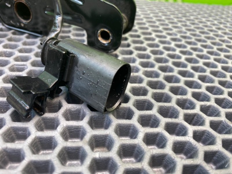 Замок капота, 1400 рублей, Калининград