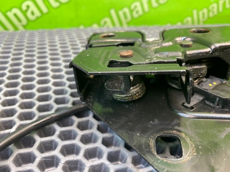 Замок капота, 1400 рублей, Калининград