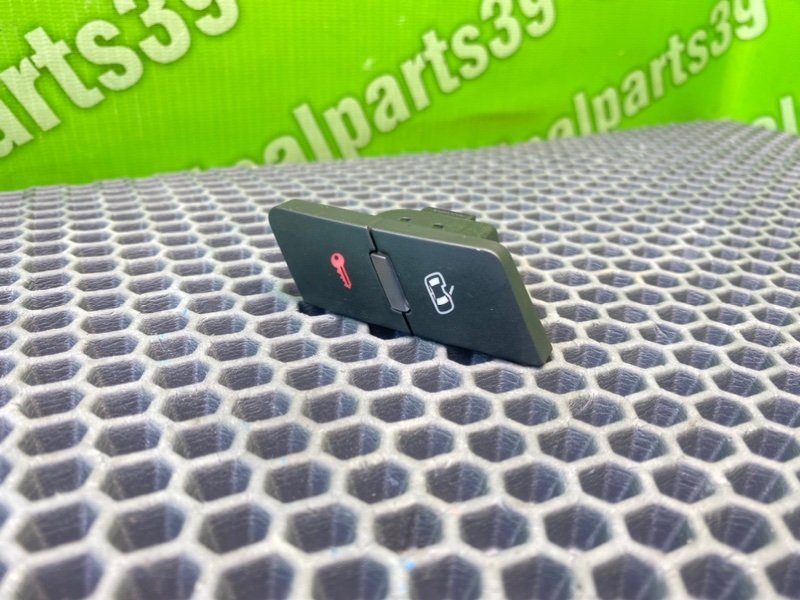 Кнопка центрального замка, 1000 рублей, Калининград