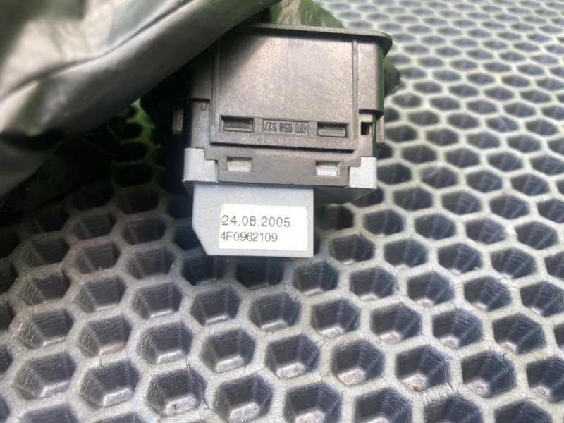 Блок кнопок, 1000 рублей, Калининград