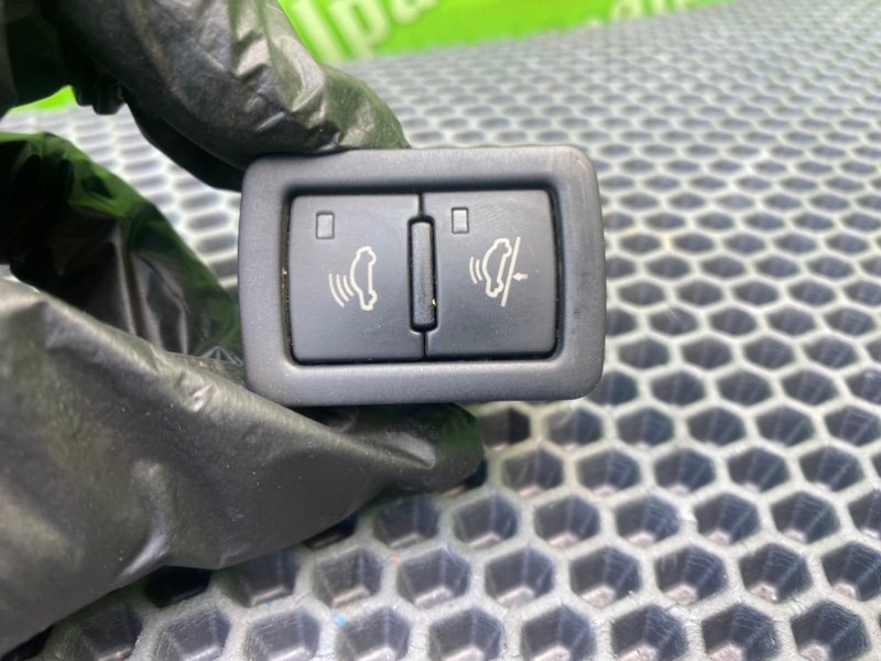 Блок кнопок, 1000 рублей, Калининград