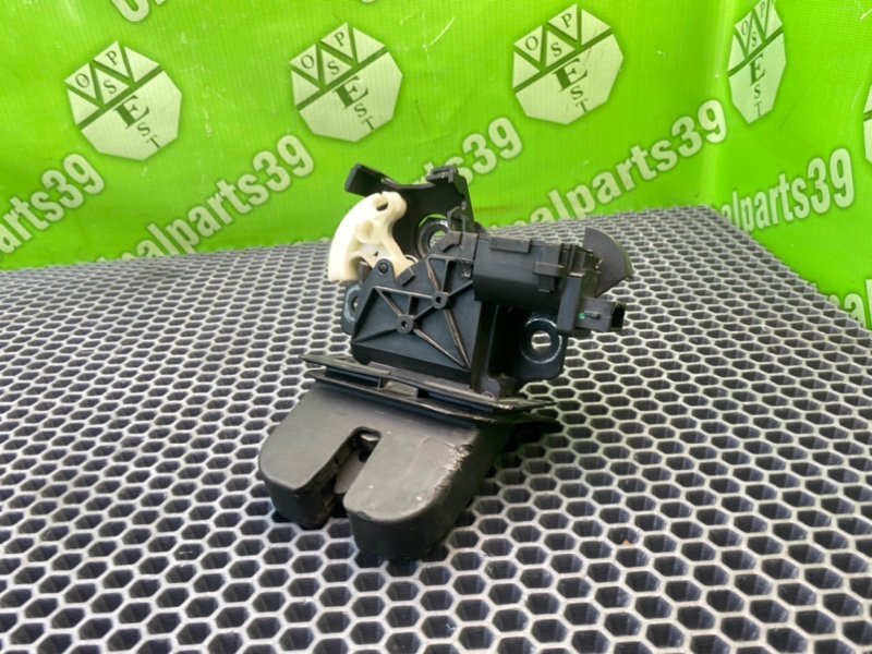 Замок багажника, 3100 рублей, Калининград