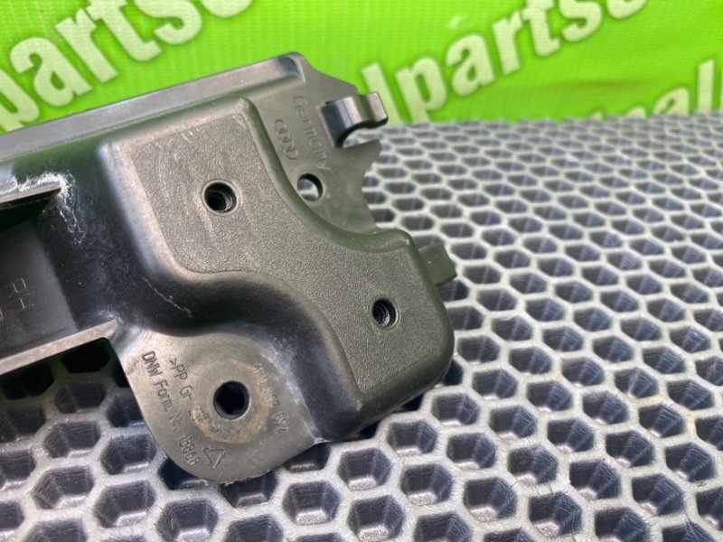 Кронштейн бампера, 600 рублей, Калининград