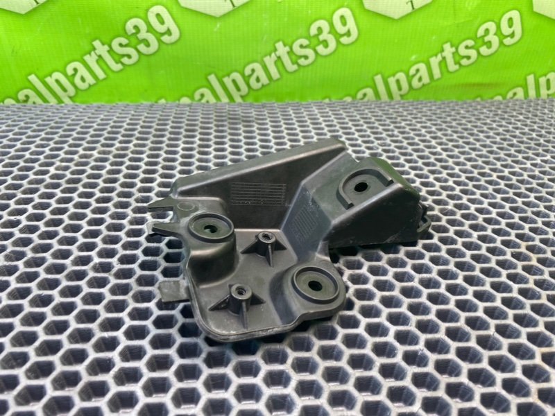 Кронштейн бампера, 600 рублей, Калининград