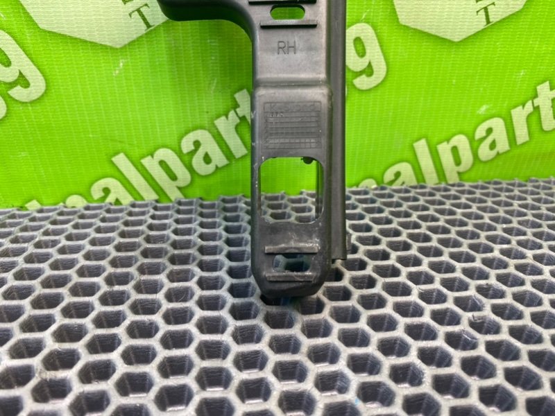 Кронштейн бампера, 600 рублей, Калининград