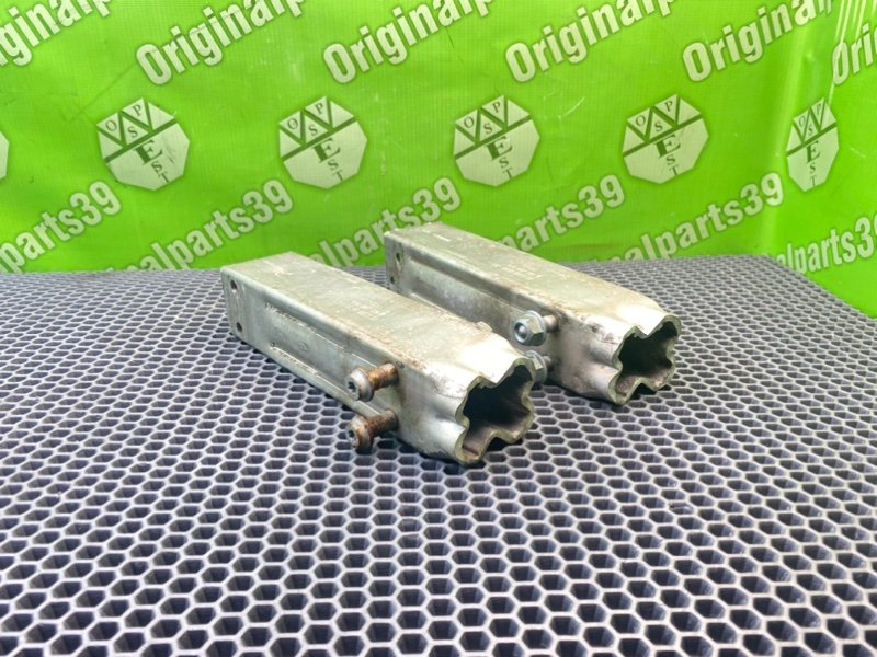 Кронштейн усилителя бампера, 2100 рублей, Калининград