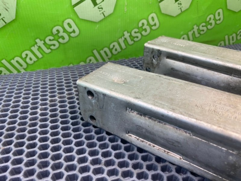 Кронштейн усилителя бампера, 2100 рублей, Калининград