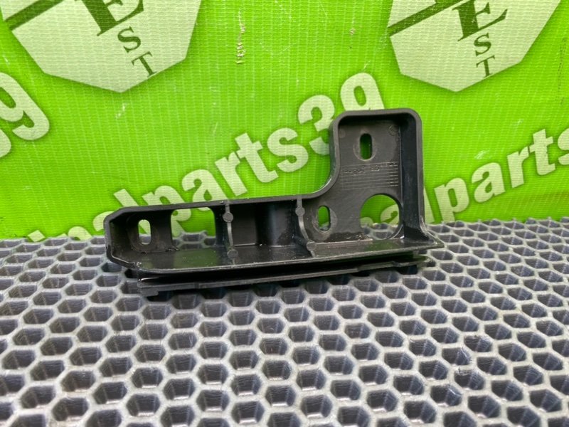 Кронштейн бампера, 600 рублей, Калининград