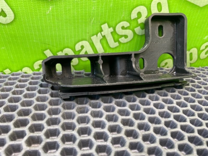 Кронштейн бампера, 600 рублей, Калининград