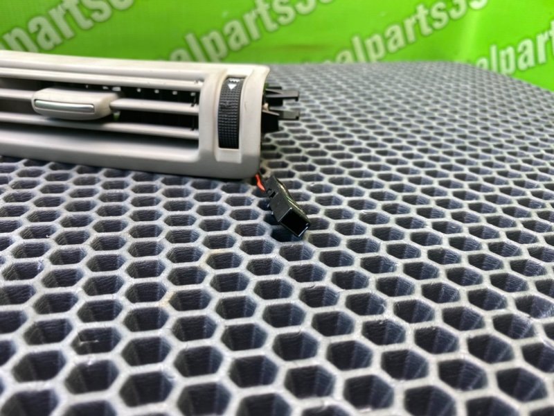 Дефлектор воздушный, 1000 рублей, Калининград