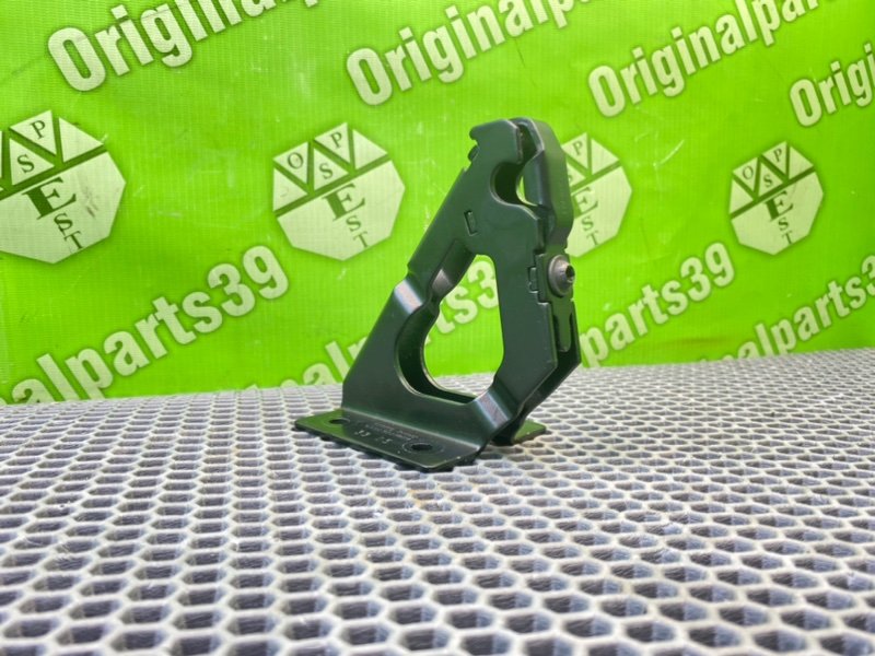 Кронштейн, 800 рублей, Калининград