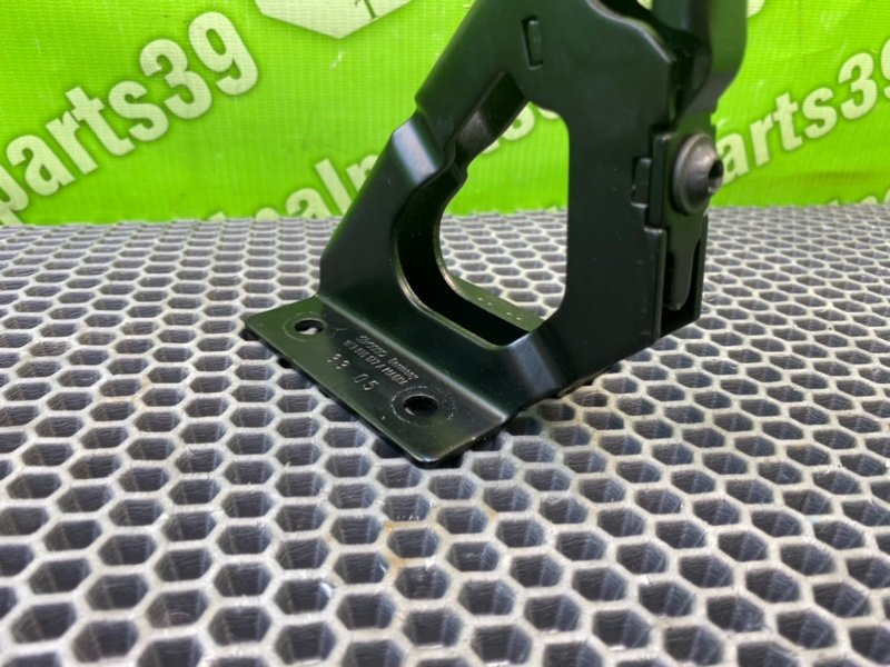 Кронштейн, 800 рублей, Калининград