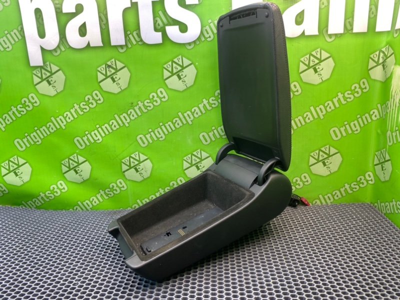 Подлокотник, 3100 рублей, Калининград