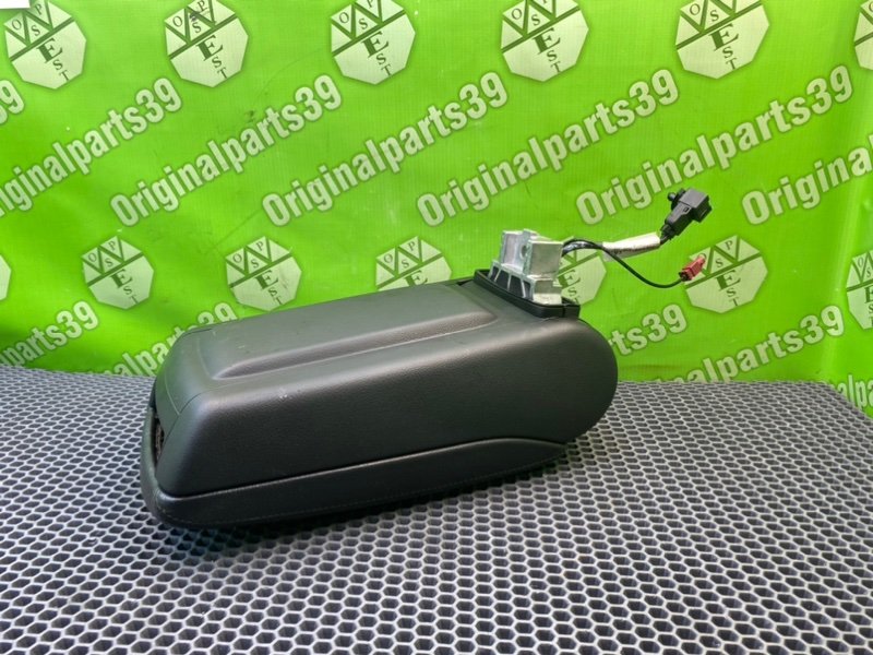 Подлокотник, 3100 рублей, Калининград