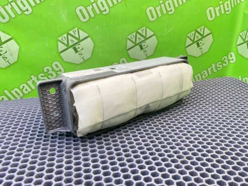 Подушка безопасности, 3100 рублей, Калининград