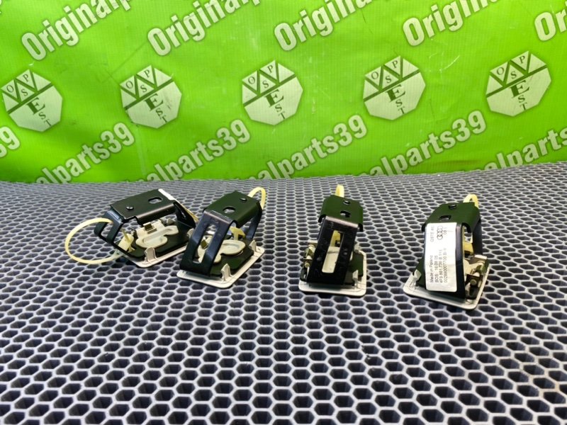 Кронштейн полки багажника, 1800 рублей, Калининград