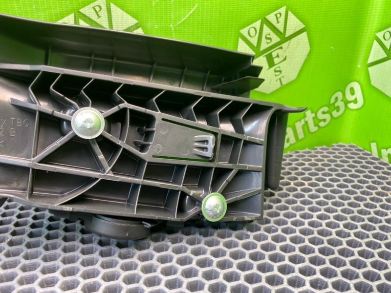 Направляющая ремня безопасности, 1600 рублей, Калининград