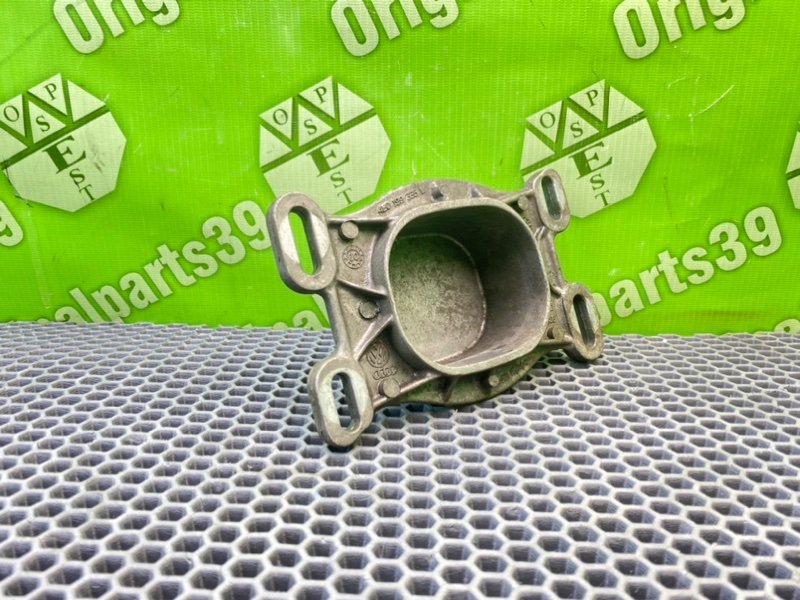 Кронштейн двигателя, 1000 рублей, Калининград